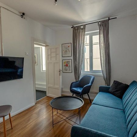 First Hostel Bucur 21 Bükreş Dış mekan fotoğraf
